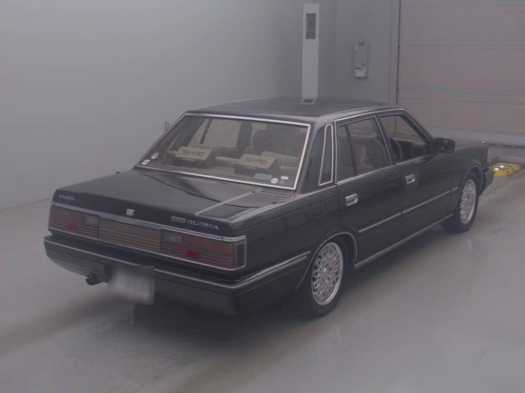 NISSAN GLORIA
