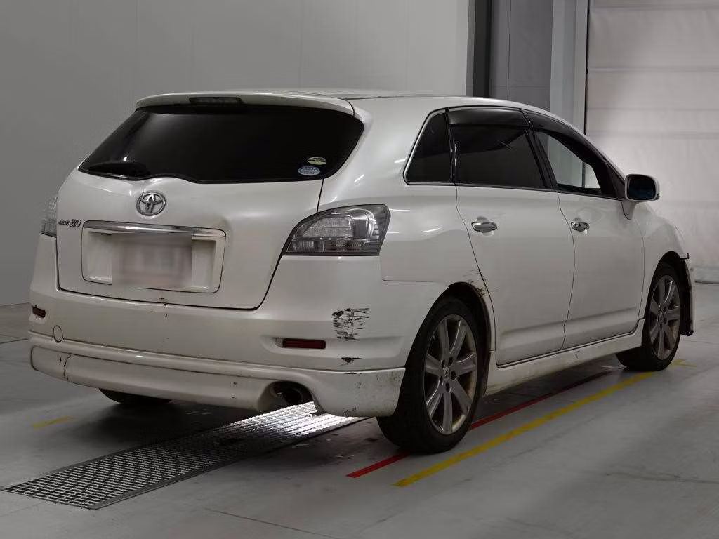 TOYOTA MARK X ZIO