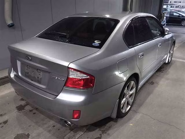 SUBARU LEGACY B4