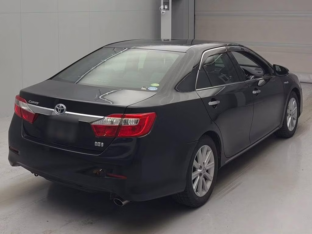 TOYOTA CAMRY