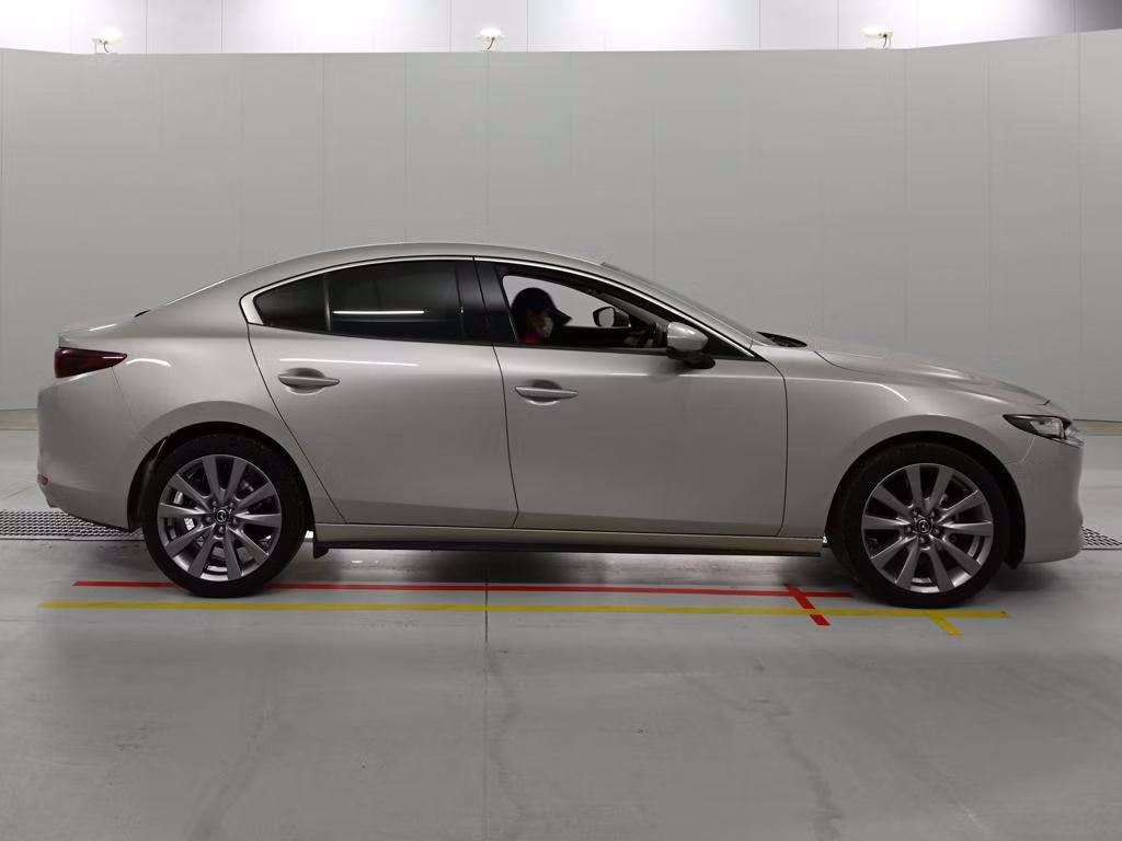 MAZDA MAZDA3