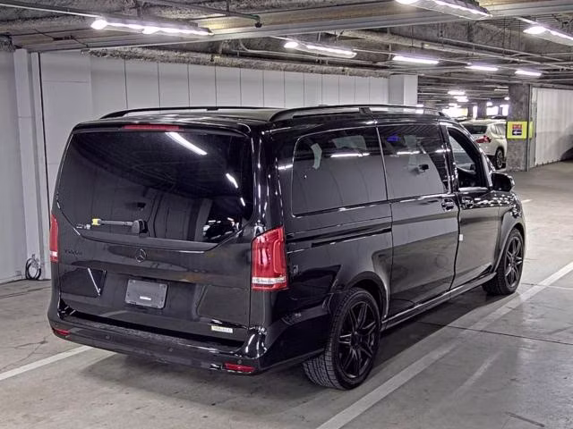 MERCEDES-BENZ V-CLASS
