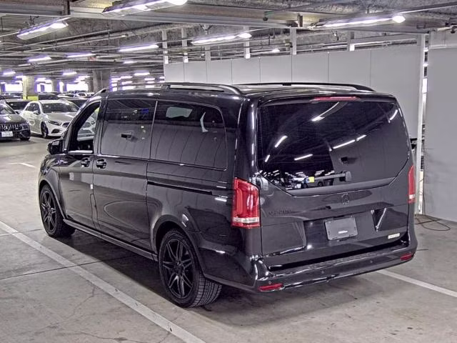 MERCEDES-BENZ V-CLASS