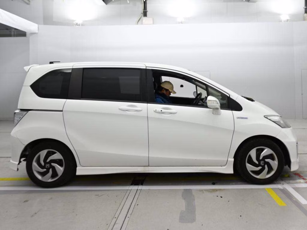 HONDA FREED