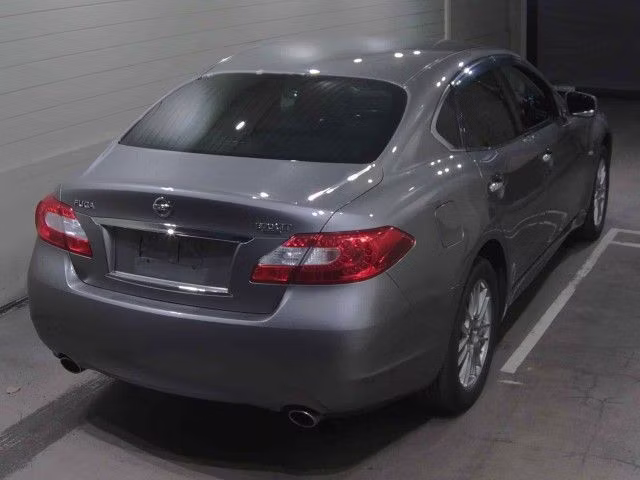 NISSAN FUGA