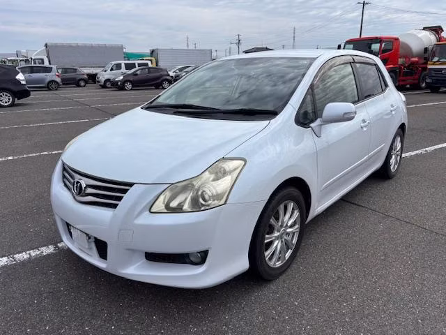 TOYOTA BLADE