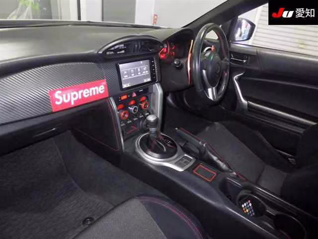 TOYOTA GT 86