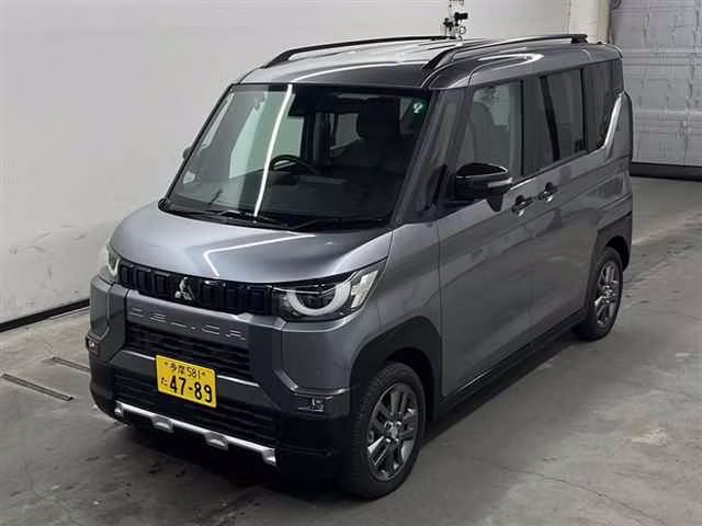 MITSUBISHI DELICA MINI