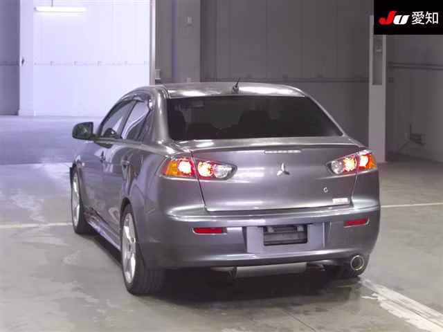 MITSUBISHI GALANT FORTIS