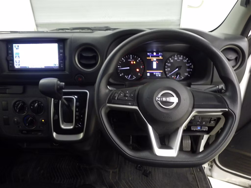 NISSAN CARAVAN