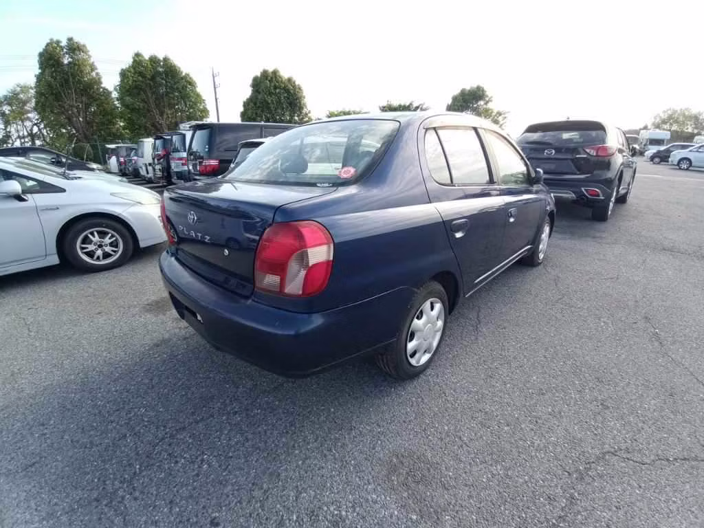 TOYOTA PLATZ
