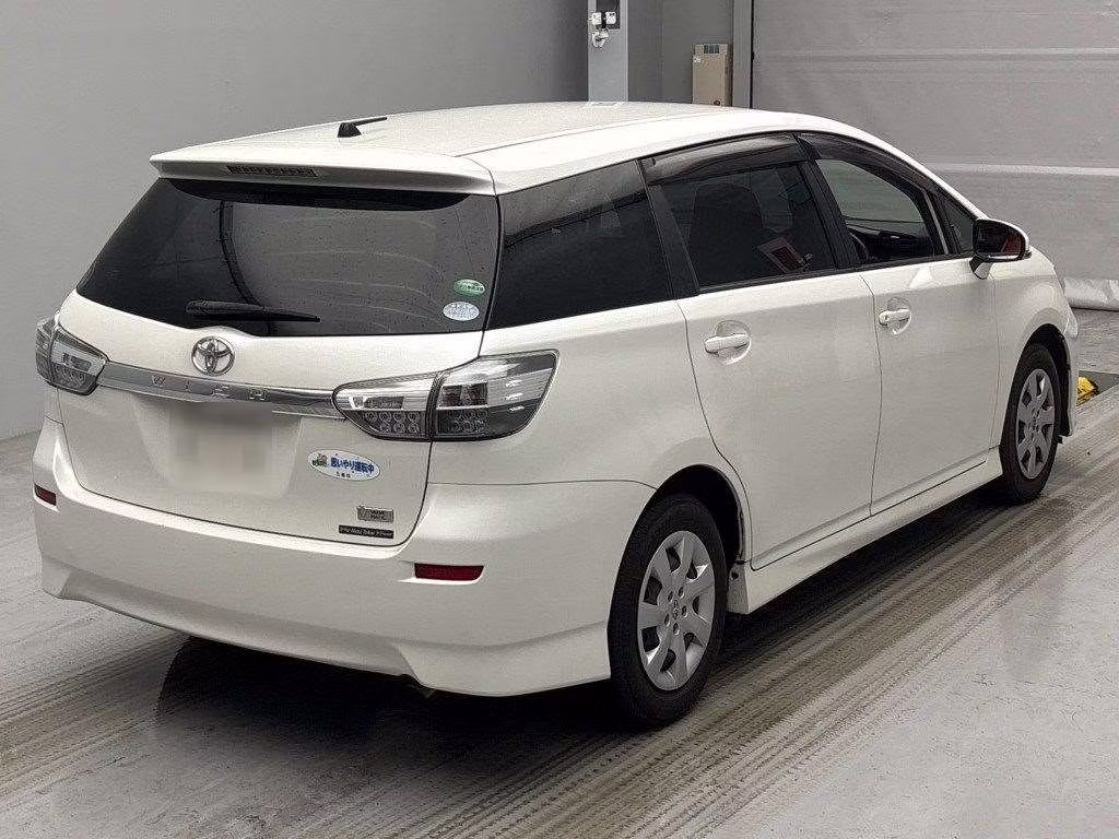 TOYOTA WISH