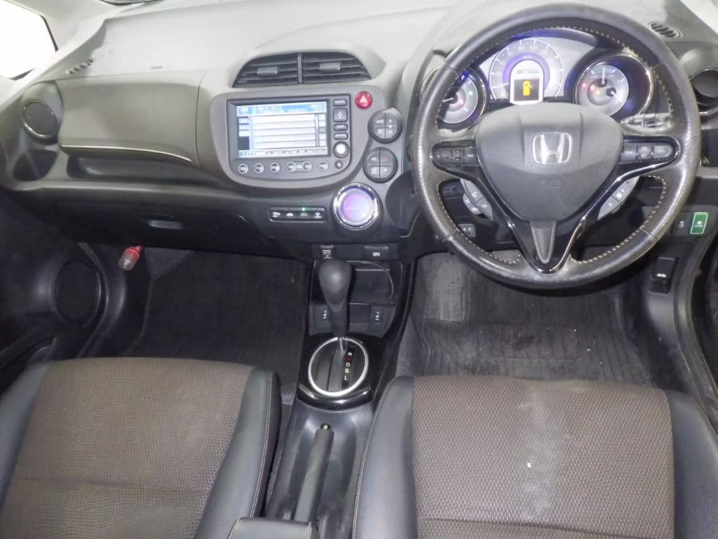 HONDA FIT SHUTTLE