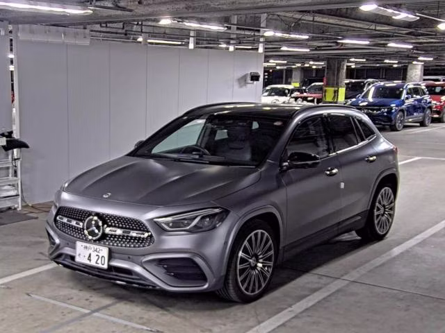 MERCEDES-BENZ GLA-CLASS