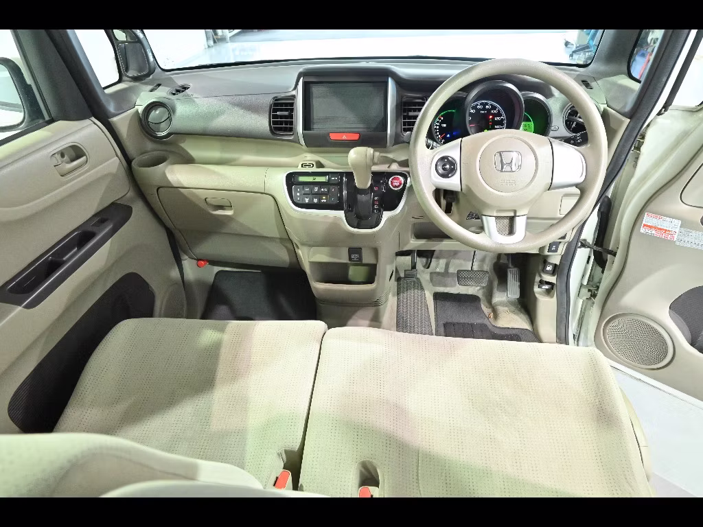 HONDA N-BOX+