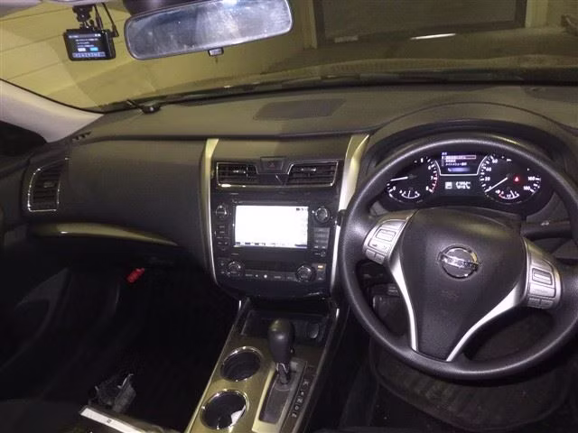 NISSAN TEANA