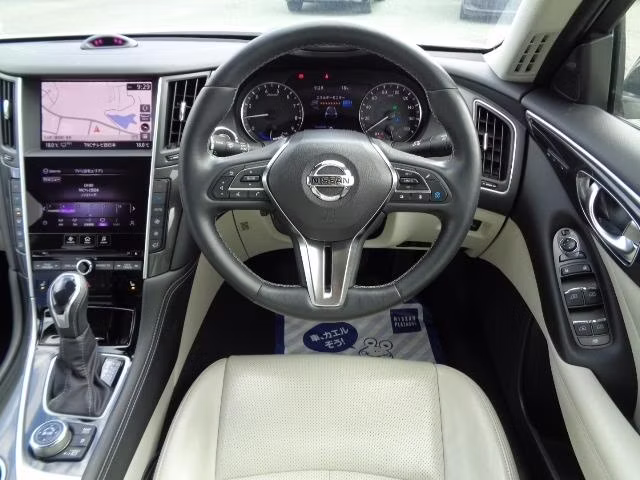 NISSAN SKYLINE