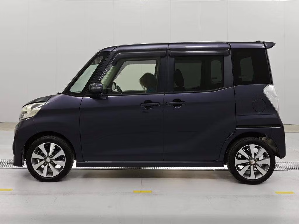 MITSUBISHI EK SPACE
