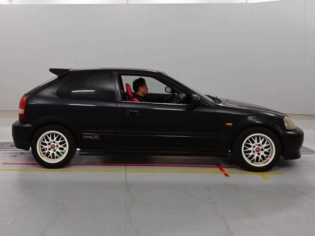 HONDA CIVIC TYPE R