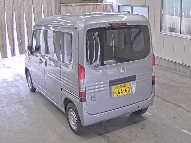 HONDA N-VAN