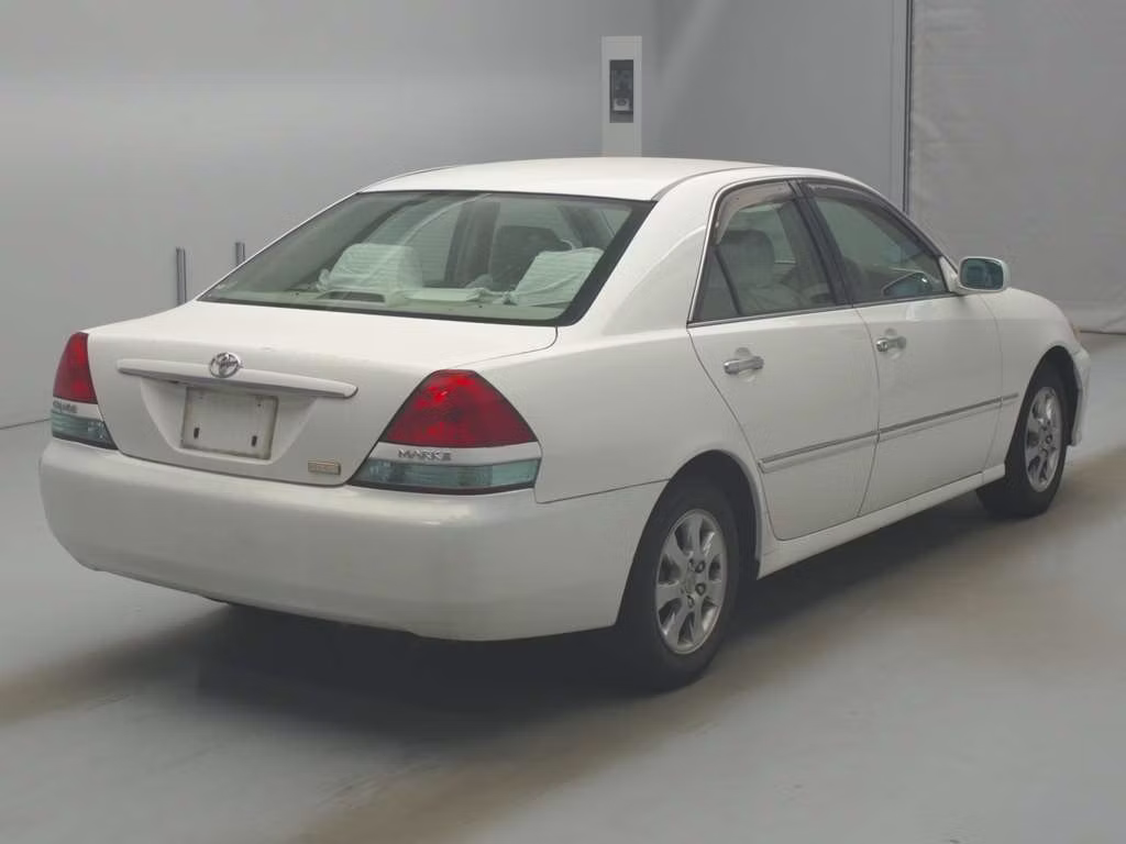 TOYOTA MARK II