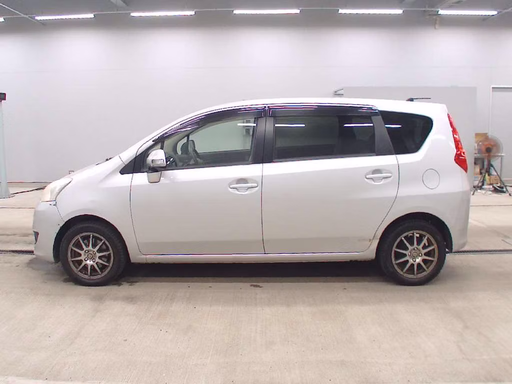 TOYOTA PASSO SETTE