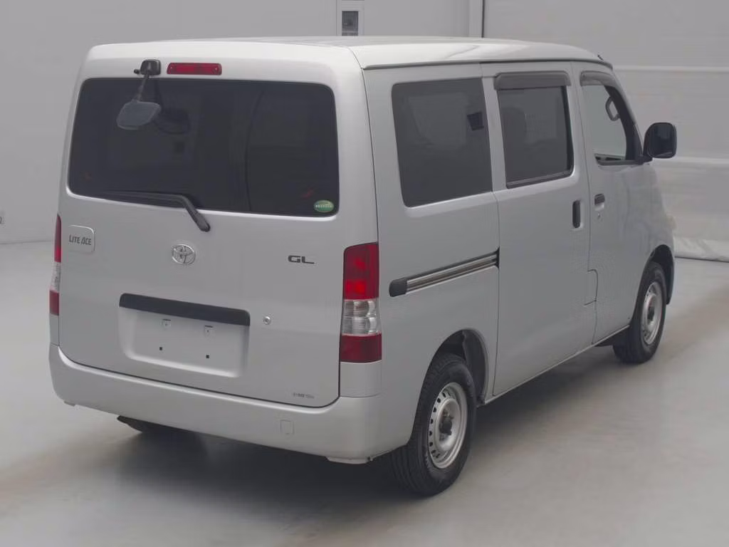 TOYOTA LITE ACE