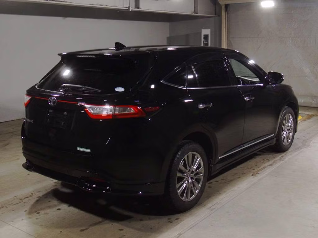 TOYOTA HARRIER