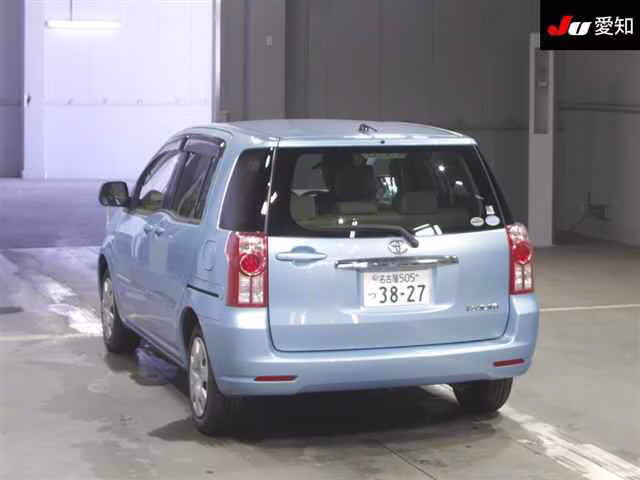 TOYOTA RAUM