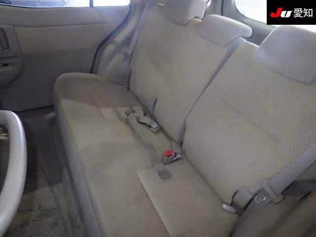 TOYOTA RAUM