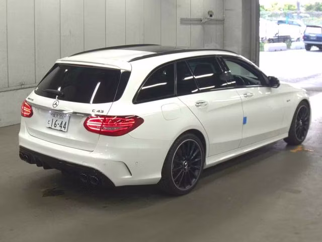 MERCEDES-BENZ C-CLASS