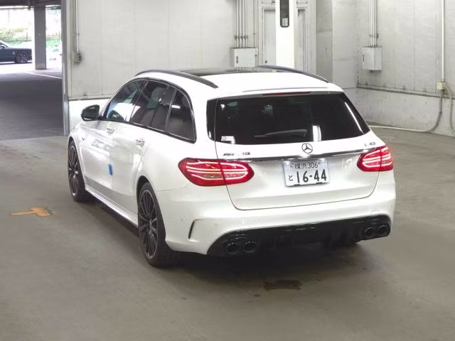 MERCEDES-BENZ C-CLASS