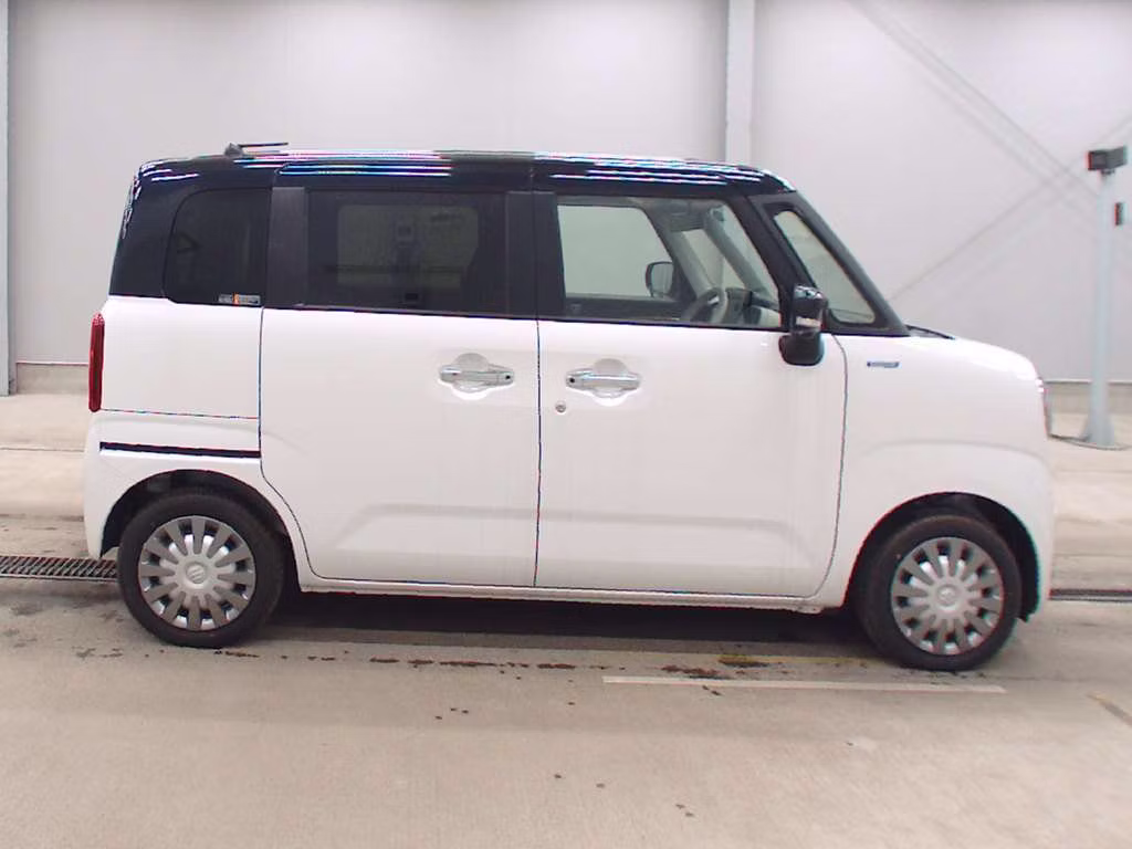 SUZUKI WAGON R SMILE