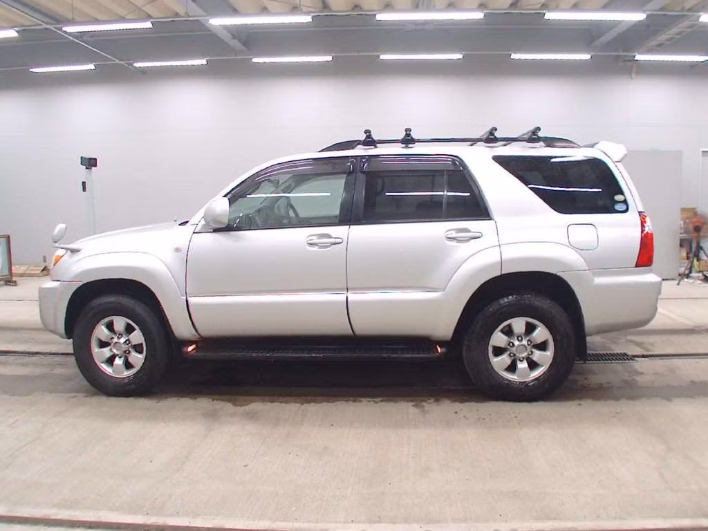 TOYOTA HILUX SURF