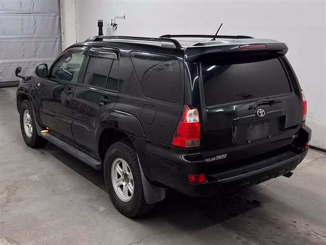 TOYOTA HILUX SURF