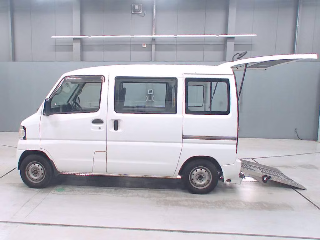 MITSUBISHI MINICAB