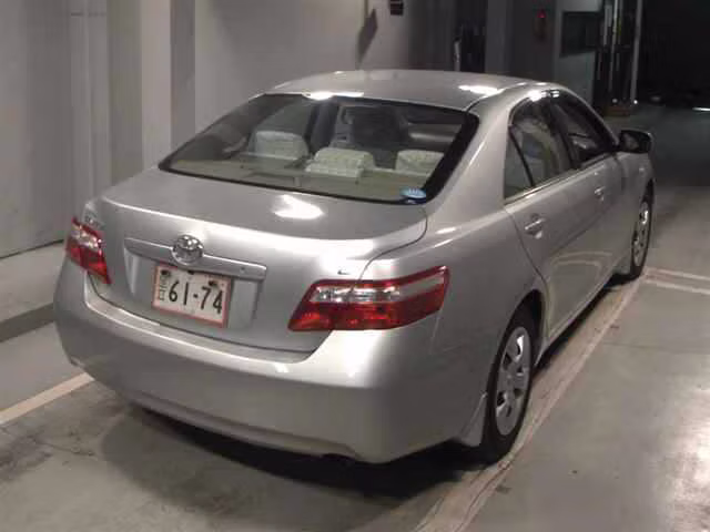 TOYOTA CAMRY