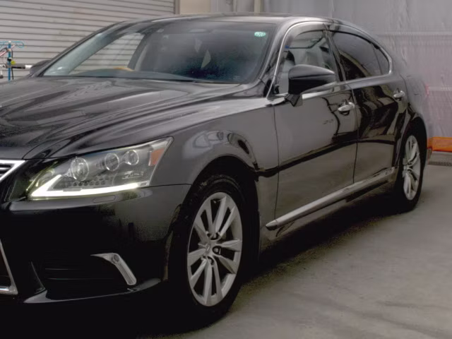 LEXUS LS600H