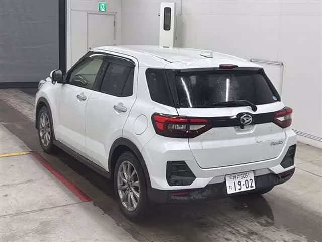 DAIHATSU ROCKY