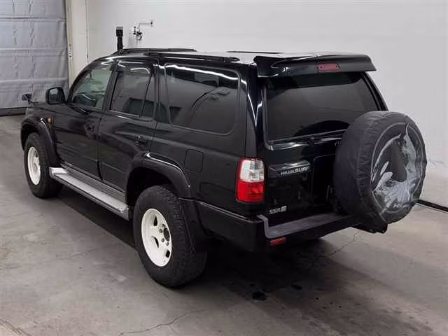 TOYOTA HILUX SURF