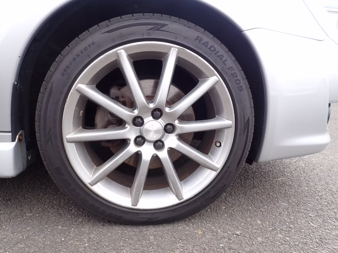 SUBARU LEGACY B4