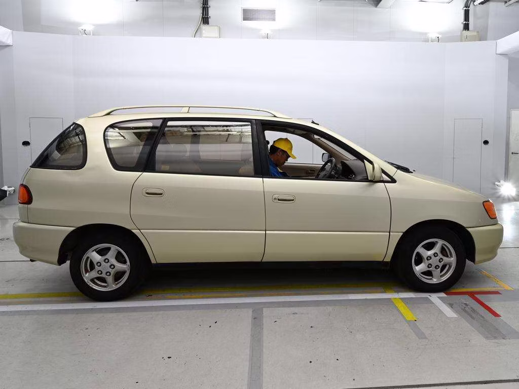 TOYOTA IPSUM