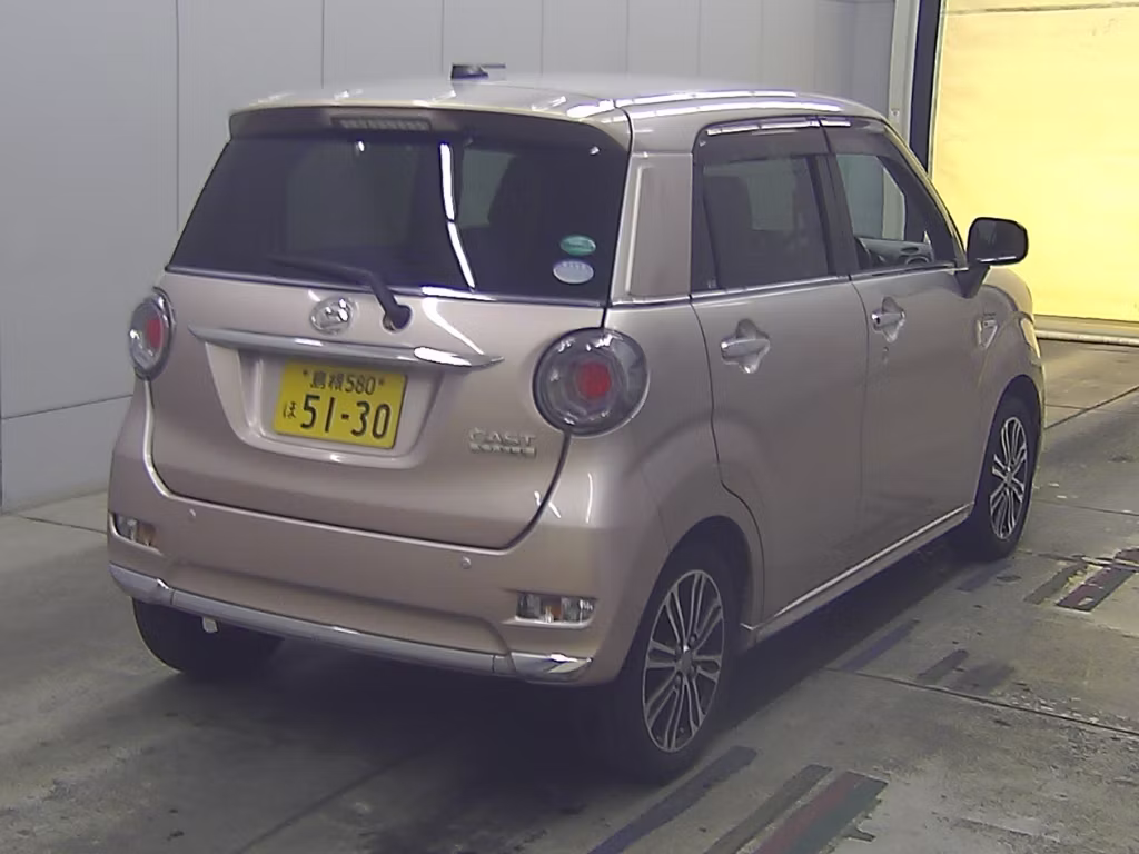 DAIHATSU CAST