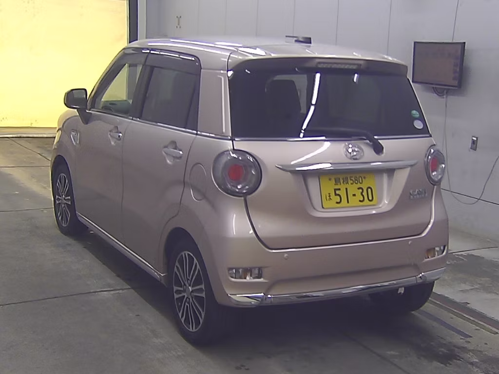DAIHATSU CAST