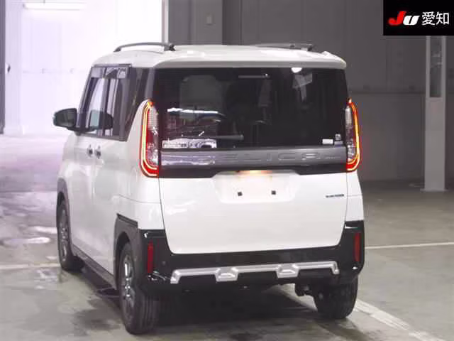 MITSUBISHI DELICA MINI