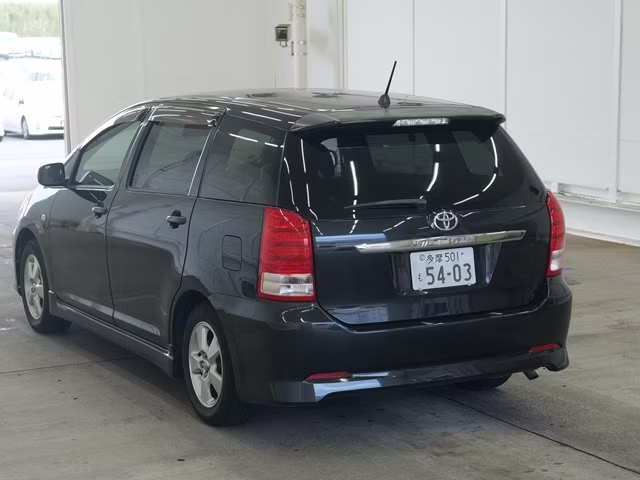 TOYOTA WISH