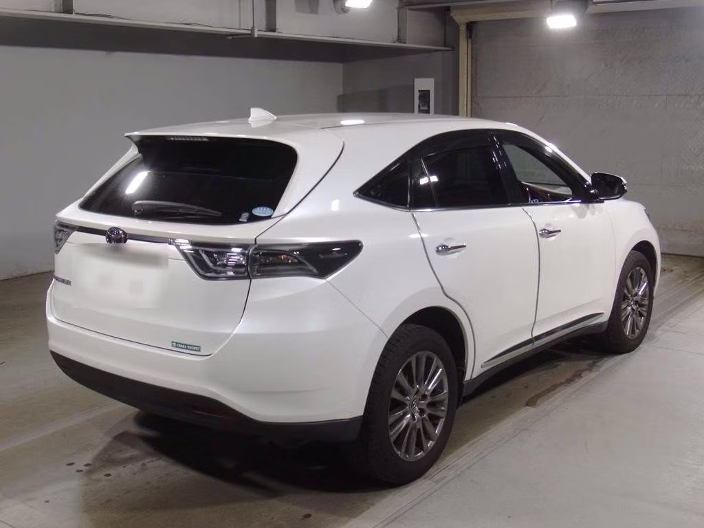 TOYOTA HARRIER