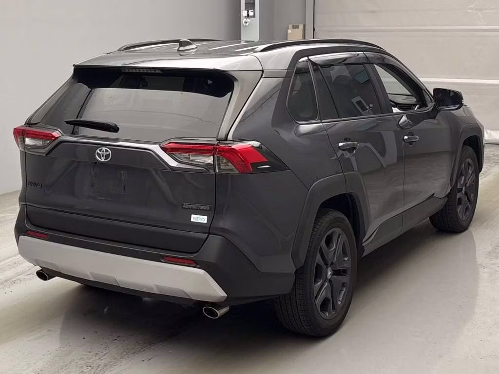 TOYOTA RAV4