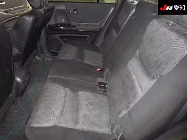 TOYOTA KLUGER V
