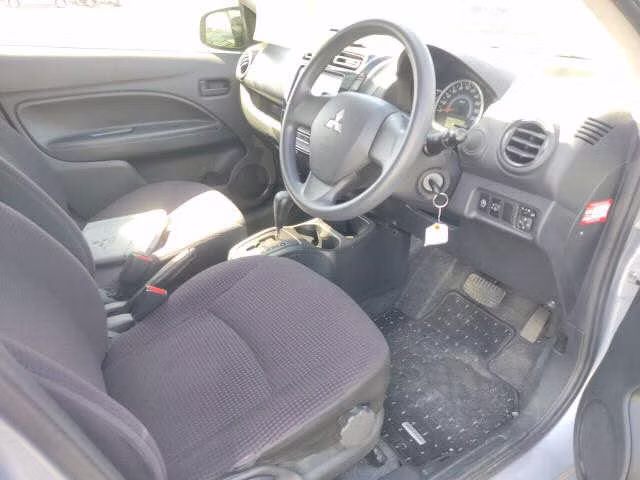 MITSUBISHI MIRAGE